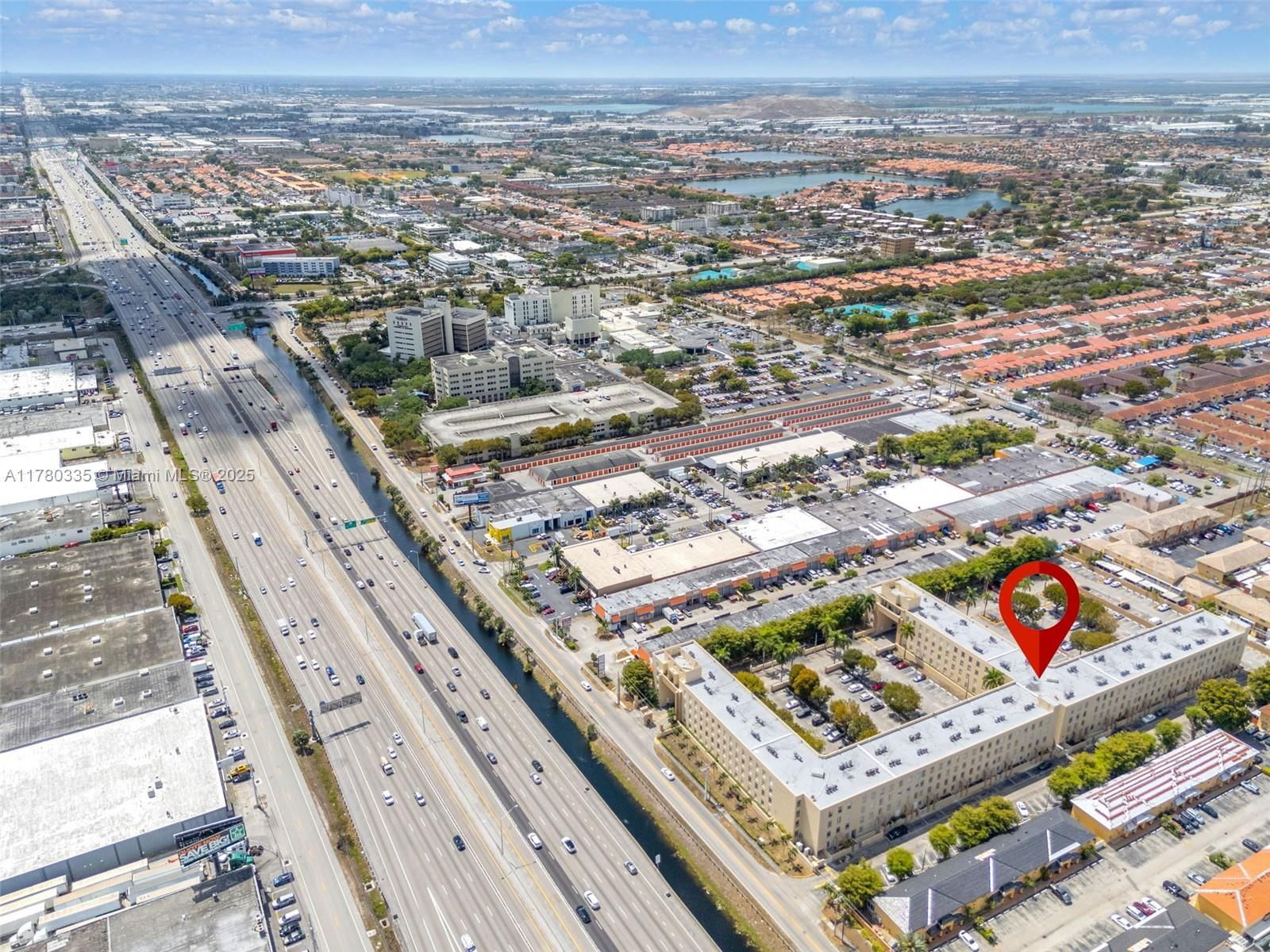 Real estate property located at 7400 20th Ave #418, Miami-dade, Royal Palms Condo, Hialeah, FL