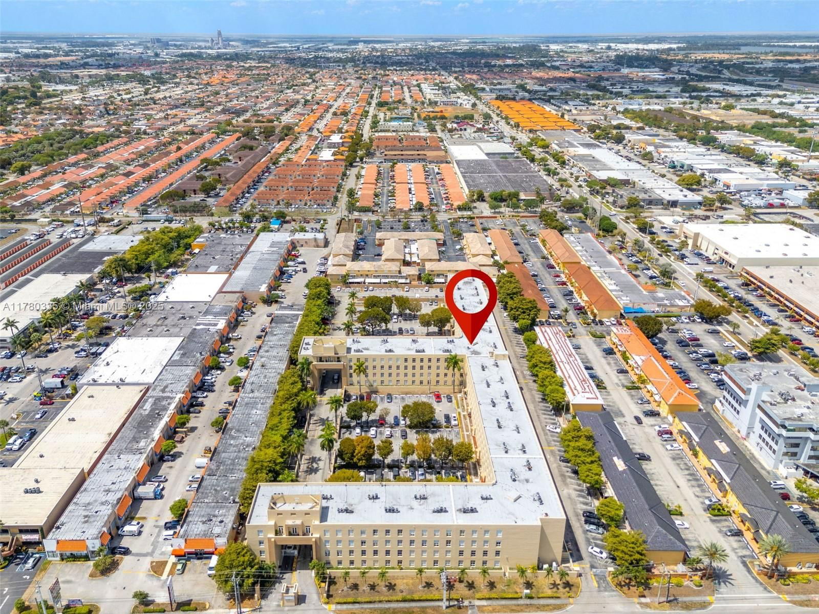 Real estate property located at 7400 20th Ave #418, Miami-dade, Royal Palms Condo, Hialeah, FL