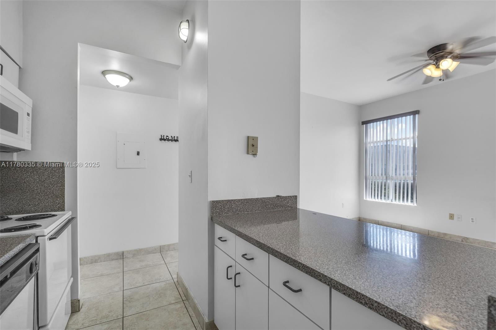 Real estate property located at 7400 20th Ave #418, Miami-dade, Royal Palms Condo, Hialeah, FL