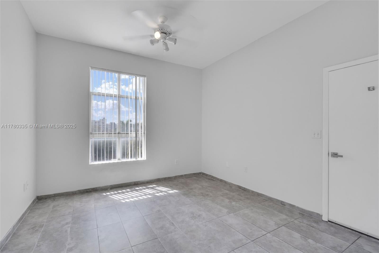 Real estate property located at 7400 20th Ave #418, Miami-dade, Royal Palms Condo, Hialeah, FL