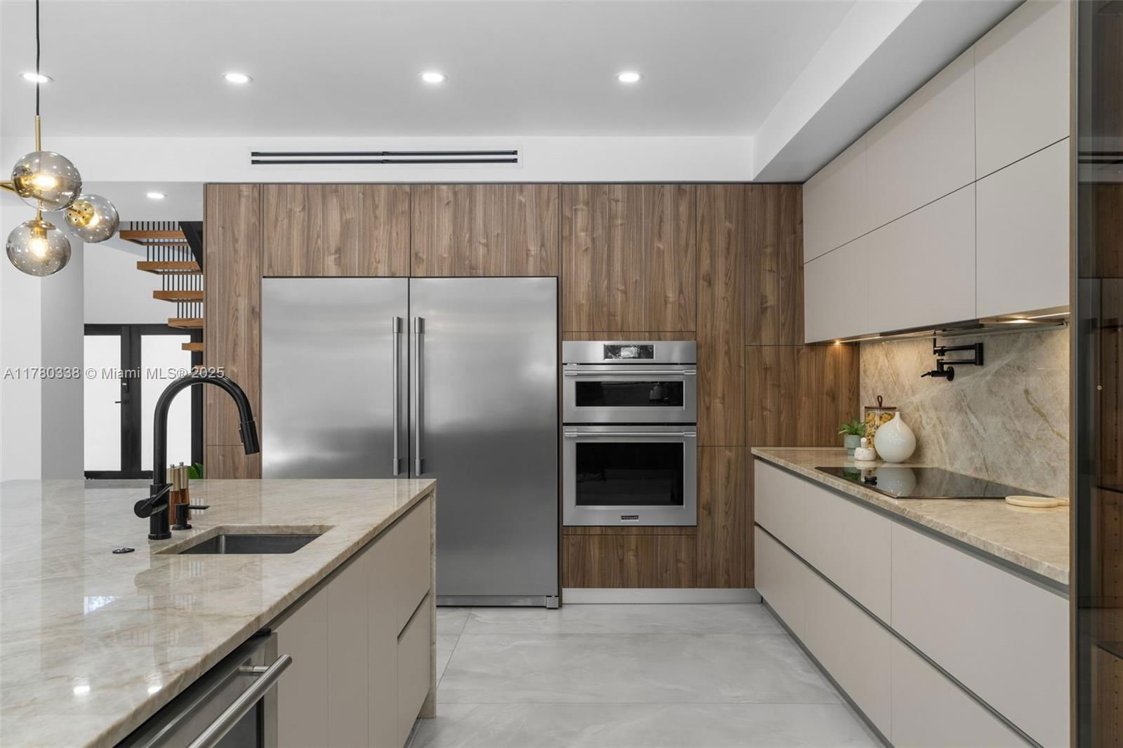 Real estate property located at 3000 Riverland Rd, Broward, Riverland Manors, Fort Lauderdale, FL
