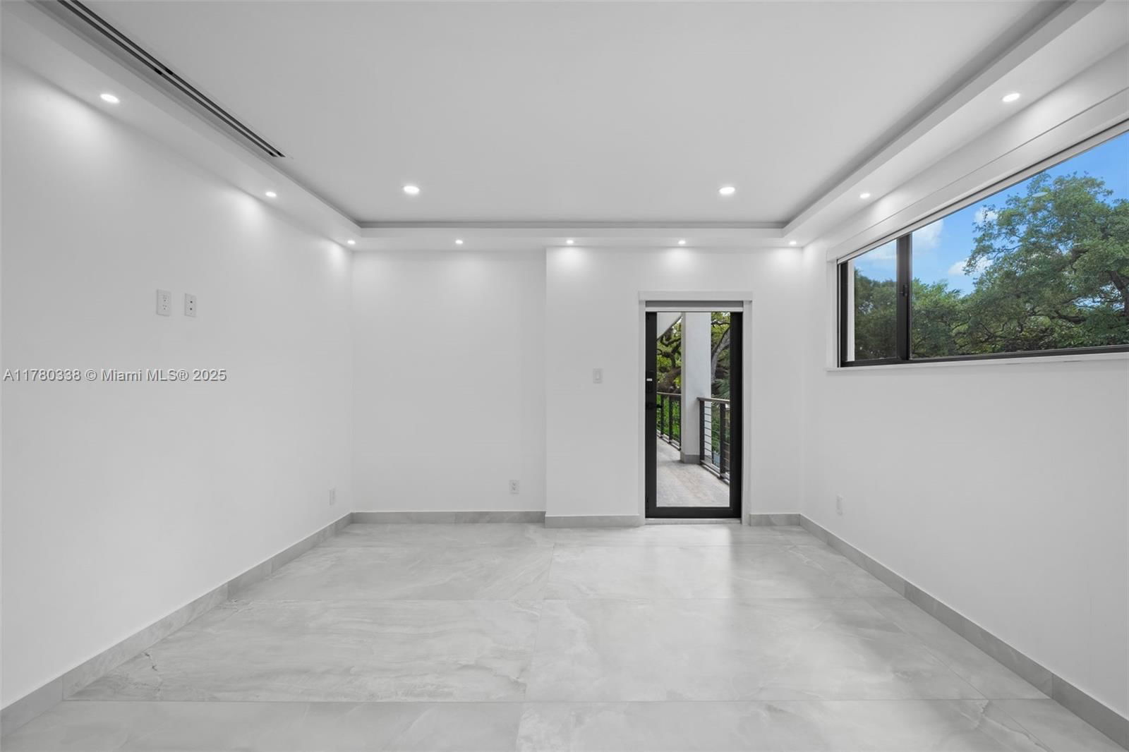 Real estate property located at 3000 Riverland Rd, Broward, Riverland Manors, Fort Lauderdale, FL