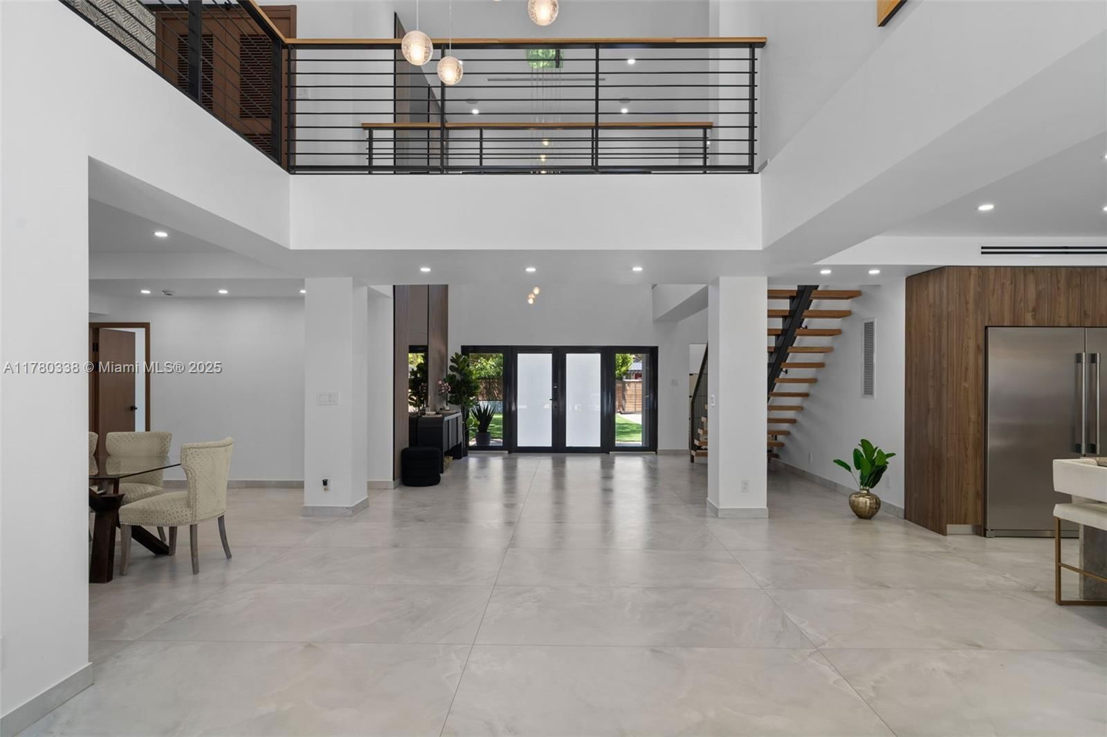 Real estate property located at 3000 Riverland Rd, Broward, Riverland Manors, Fort Lauderdale, FL