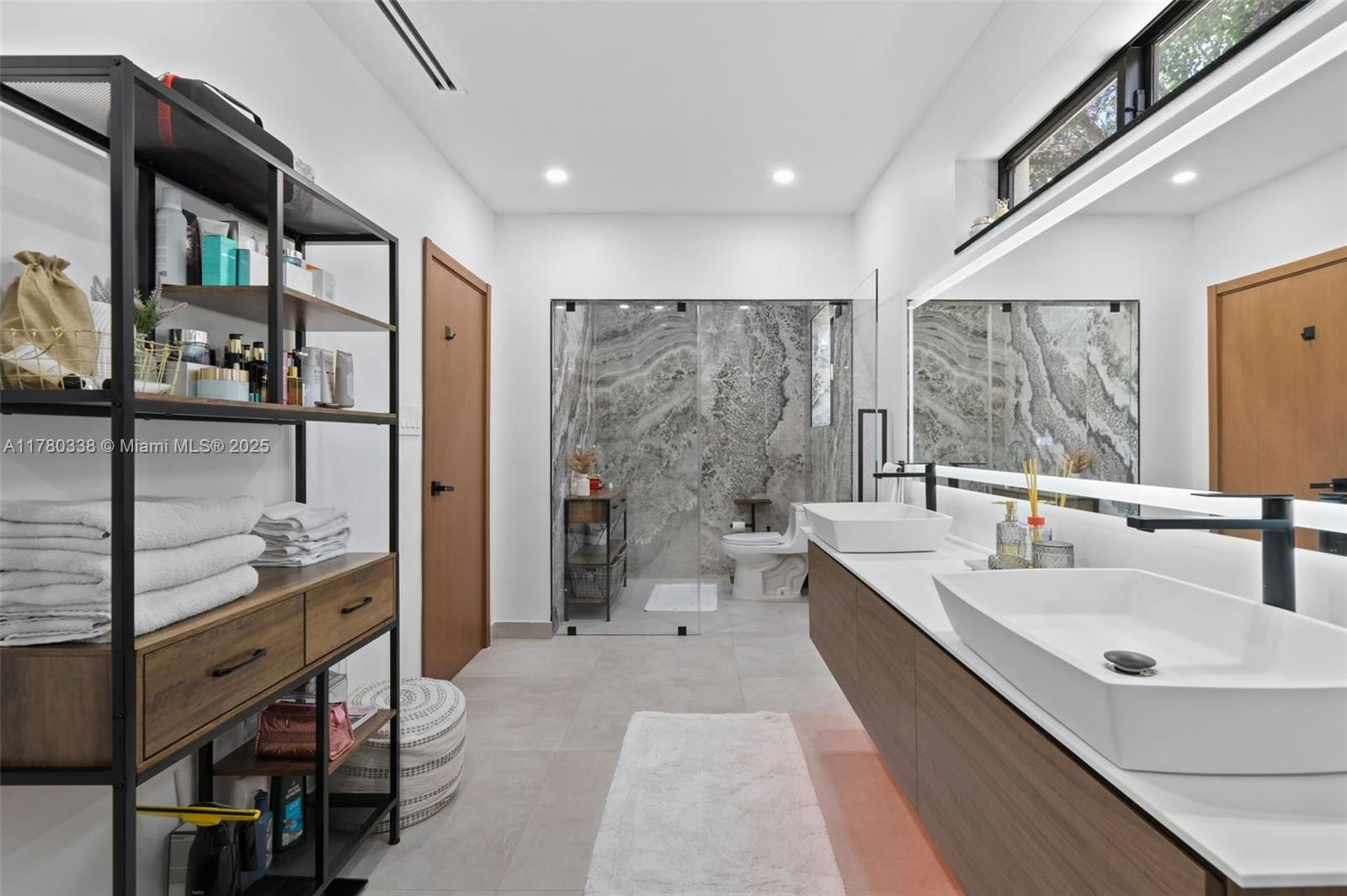 Real estate property located at 3000 Riverland Rd, Broward, Riverland Manors, Fort Lauderdale, FL