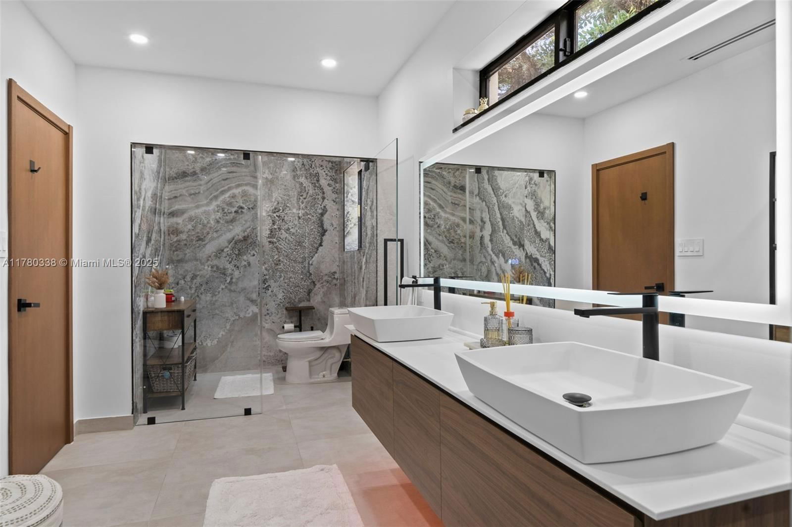 Real estate property located at 3000 Riverland Rd, Broward, Riverland Manors, Fort Lauderdale, FL
