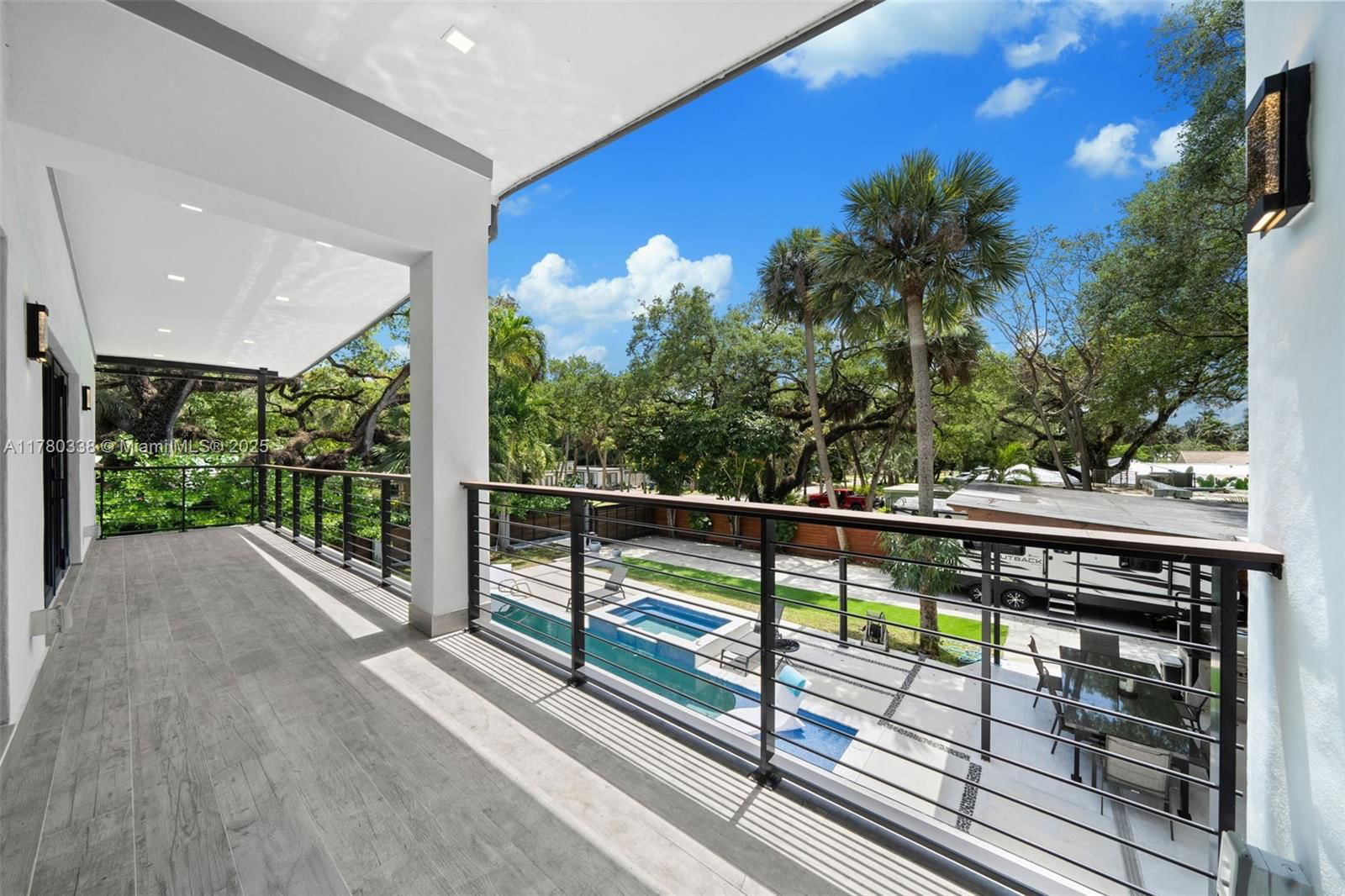 Real estate property located at 3000 Riverland Rd, Broward, Riverland Manors, Fort Lauderdale, FL