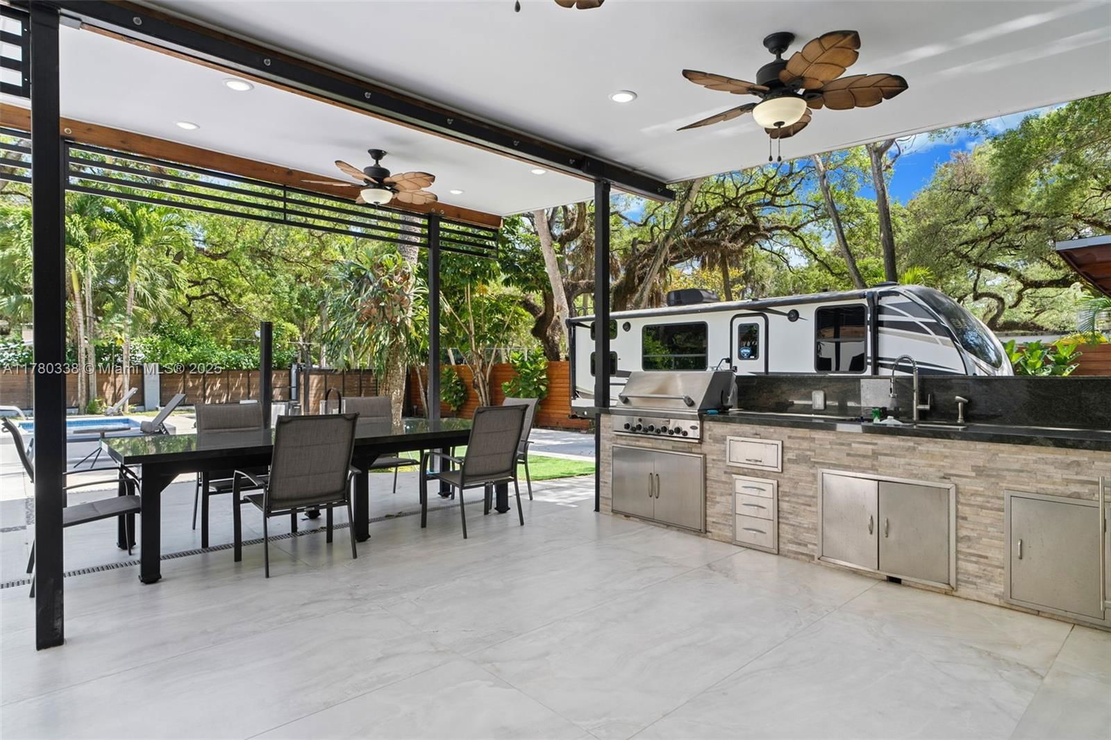Real estate property located at 3000 Riverland Rd, Broward, Riverland Manors, Fort Lauderdale, FL