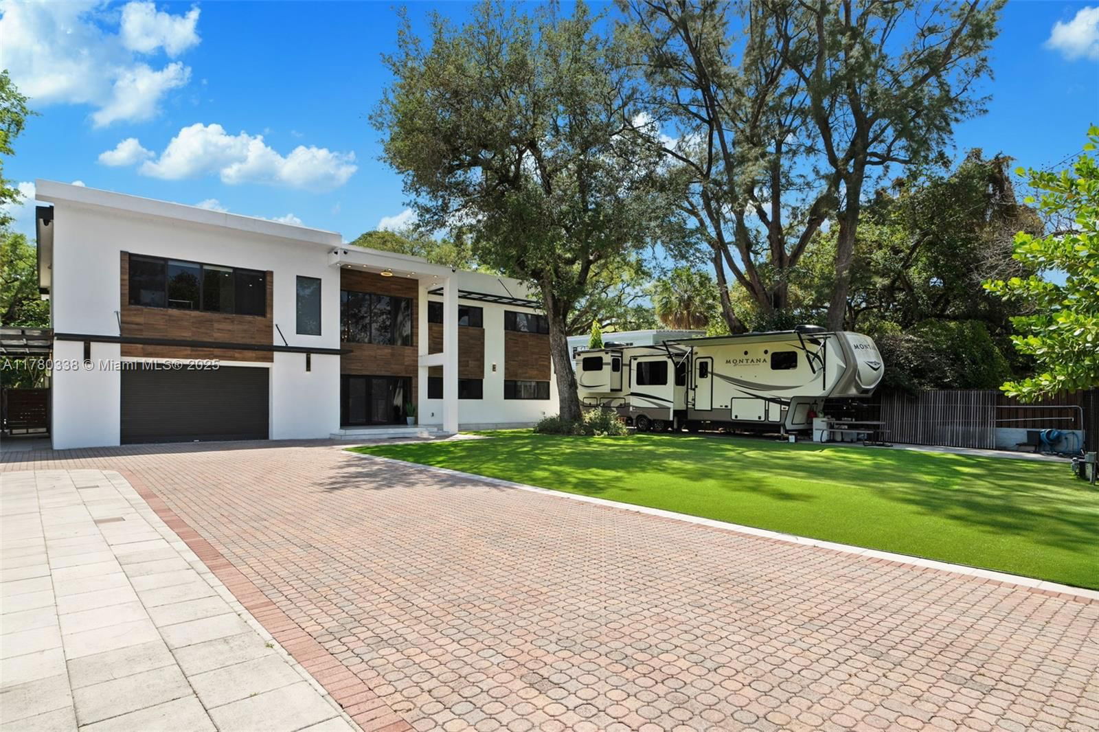 Real estate property located at 3000 Riverland Rd, Broward, Riverland Manors, Fort Lauderdale, FL