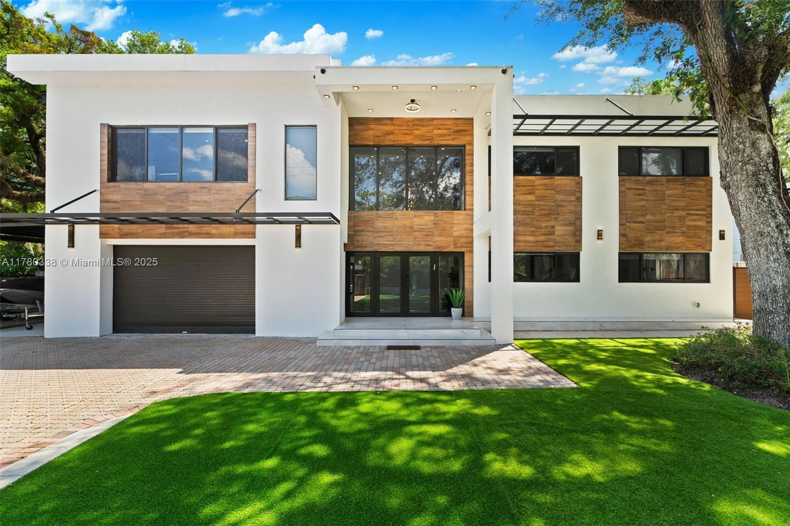 Real estate property located at 3000 Riverland Rd, Broward, Riverland Manors, Fort Lauderdale, FL