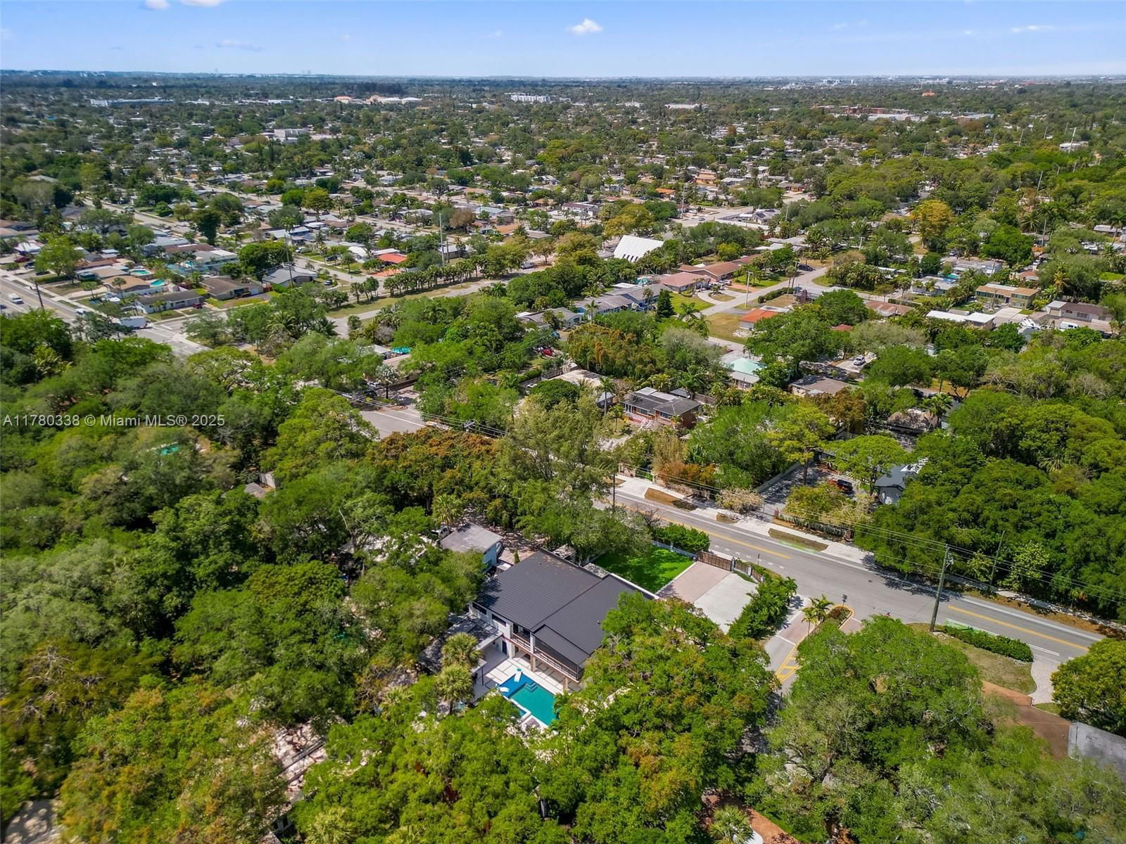 Real estate property located at 3000 Riverland Rd, Broward, Riverland Manors, Fort Lauderdale, FL