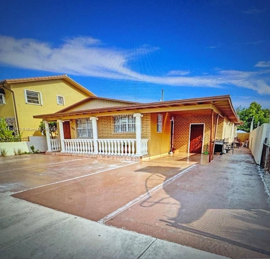 Real estate property located at 166 16th St, Miami-dade, Town Of Hialeah 1 Addn Am, Hialeah, FL