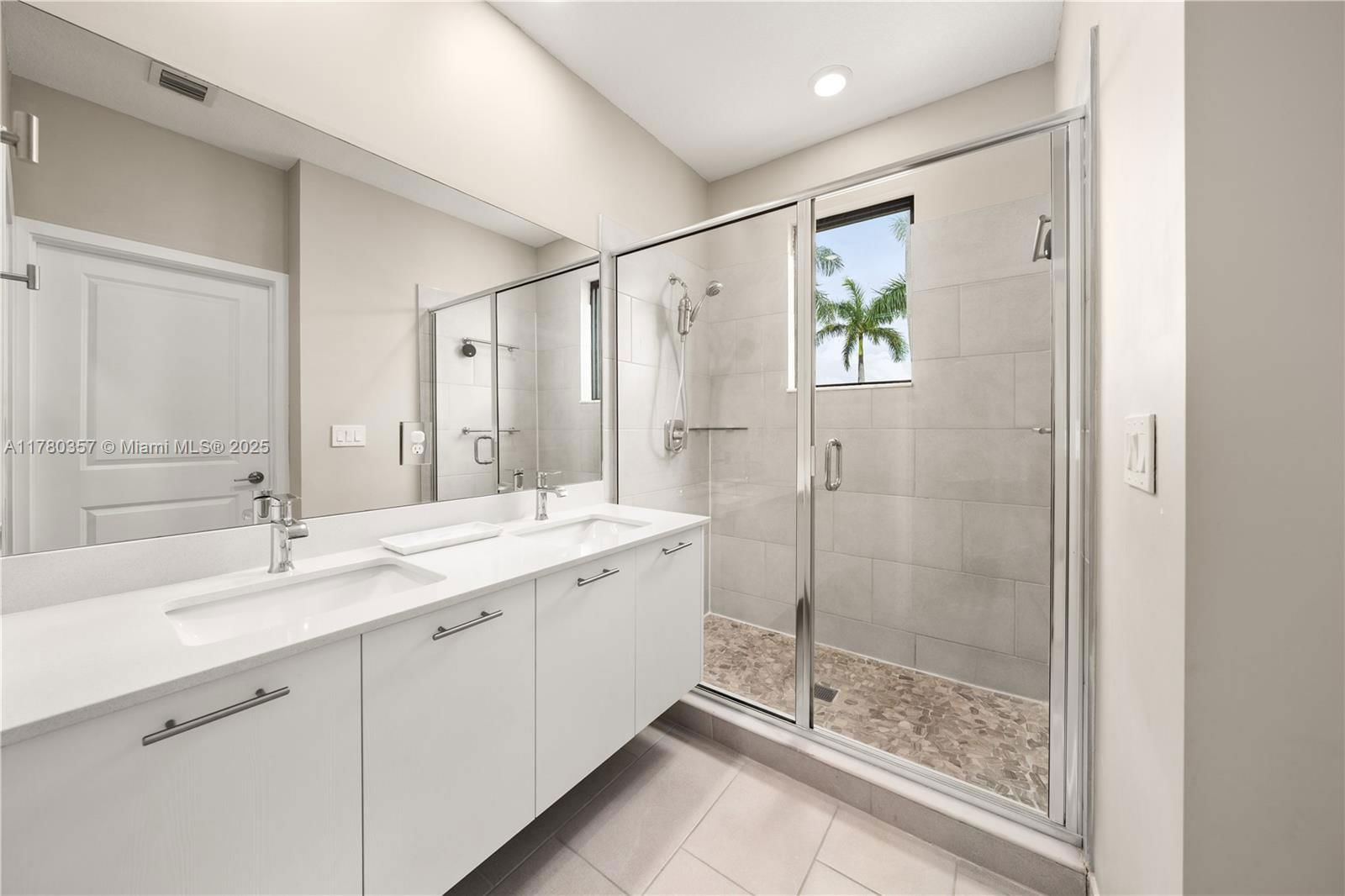 Real estate property located at 4641 83rd Pkwy #4641, Miami-dade, Downtown Doral South Phas, Doral, FL