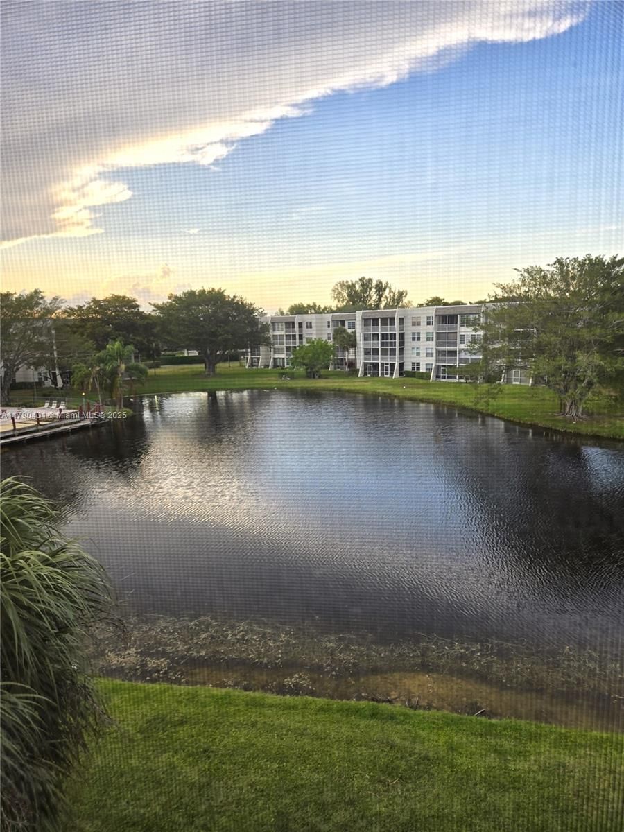 Real estate property located at 9311 Orange Grove Dr #406, Broward, Poinciana 14 Pine Island, Davie, FL