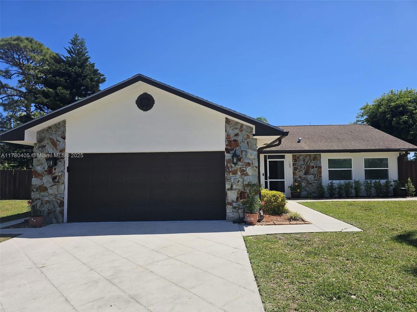 Real estate property located at 109 Gibraltar St, Palm Beach, La Mancha 2, Royal Palm Beach, FL