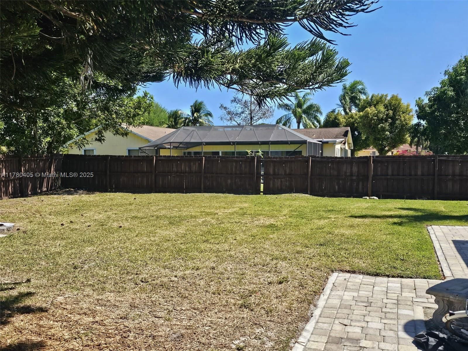 Real estate property located at 109 Gibraltar St, Palm Beach, La Mancha 2, Royal Palm Beach, FL