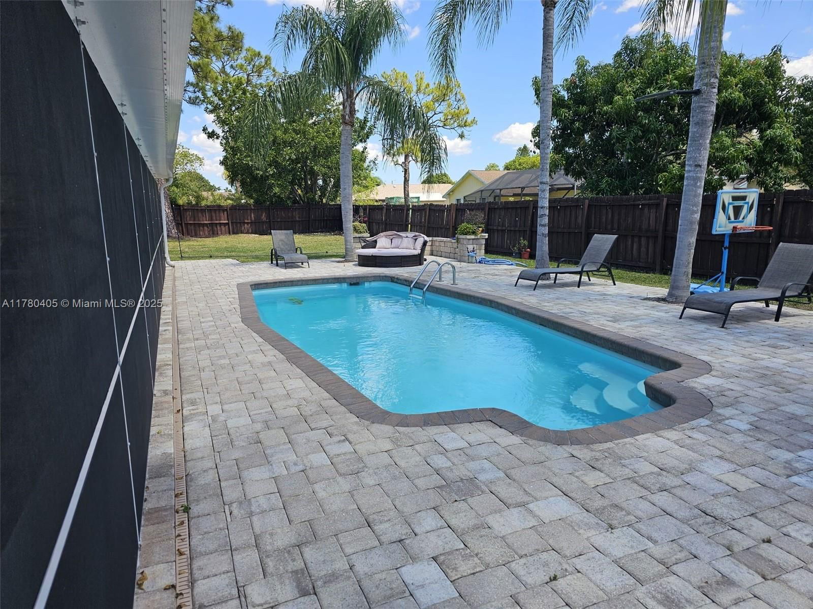Real estate property located at 109 Gibraltar St, Palm Beach, La Mancha 2, Royal Palm Beach, FL