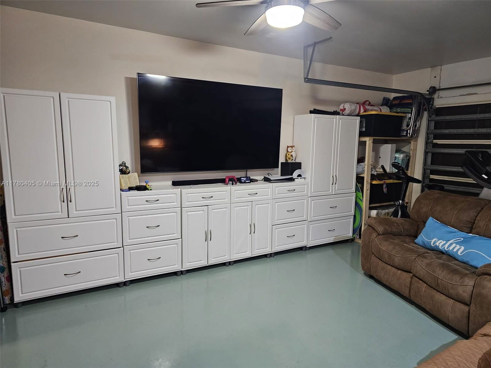 Real estate property located at 109 Gibraltar St, Palm Beach, La Mancha 2, Royal Palm Beach, FL