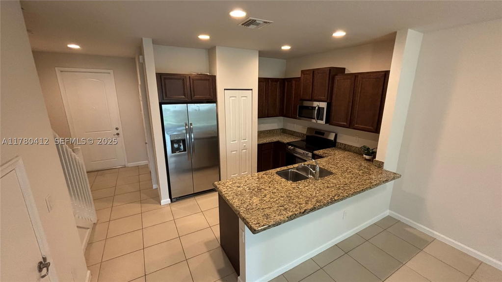 Real estate property located at 4208 Dixie Hwy #23, Broward, Dixie Landmark Plat, Oakland Park, FL