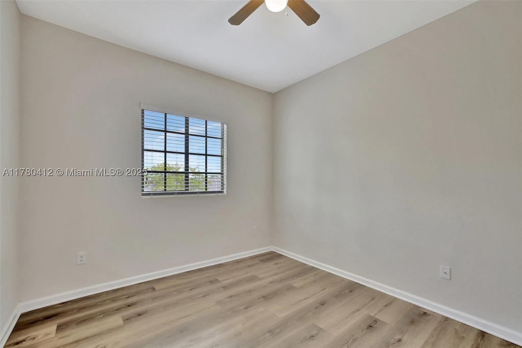 Real estate property located at 4208 Dixie Hwy #23, Broward, Dixie Landmark Plat, Oakland Park, FL