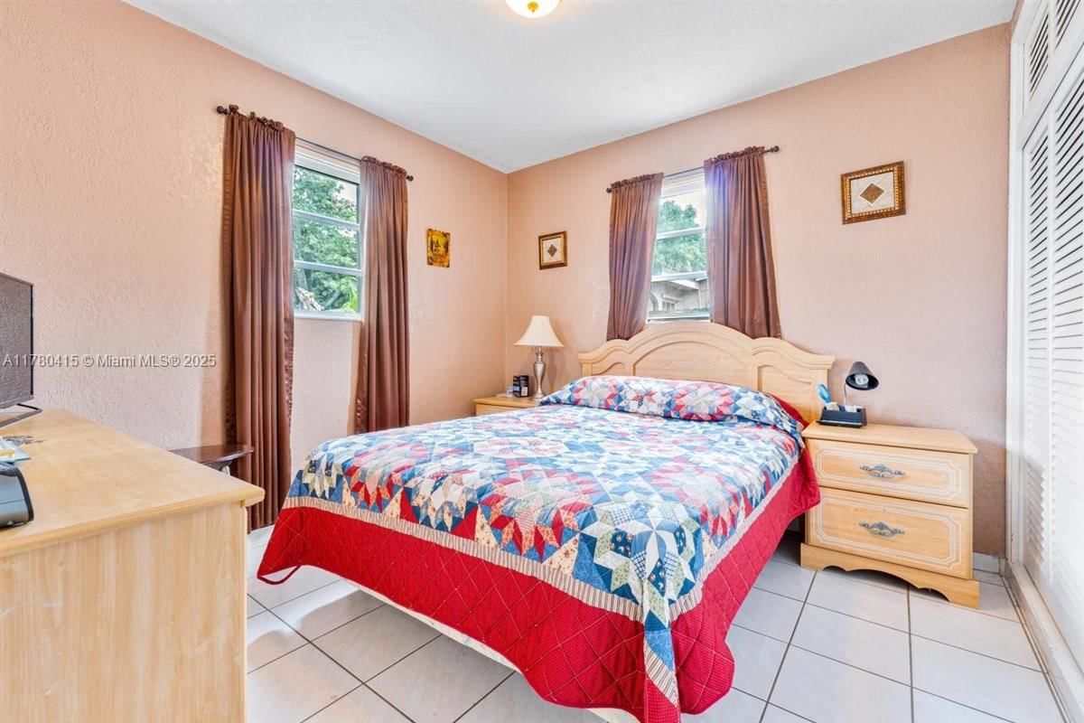 Real estate property located at 4155 98th Ave, Miami-dade, Fairlawn Ests 1st Addn, Miami, FL