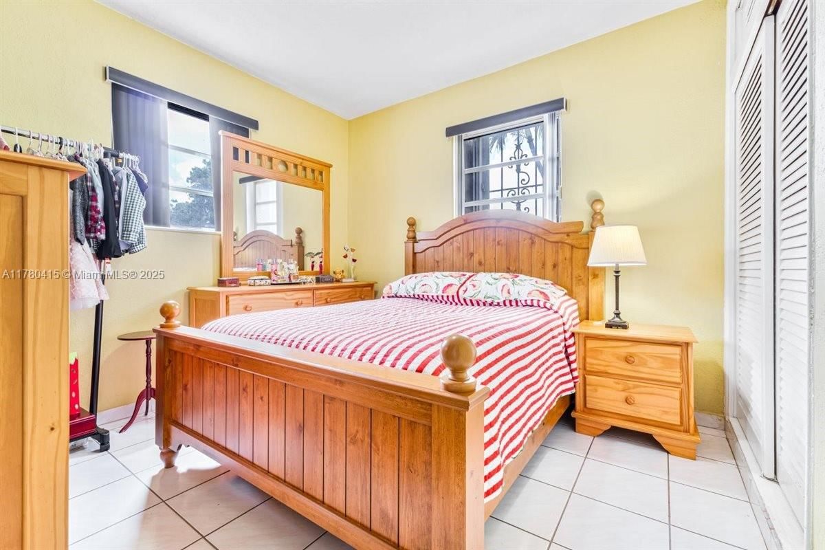 Real estate property located at 4155 98th Ave, Miami-dade, Fairlawn Ests 1st Addn, Miami, FL