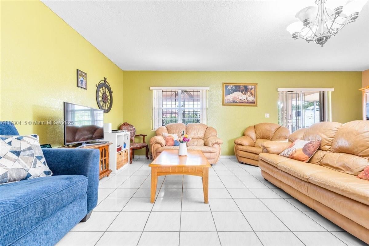 Real estate property located at 4155 98th Ave, Miami-dade, Fairlawn Ests 1st Addn, Miami, FL