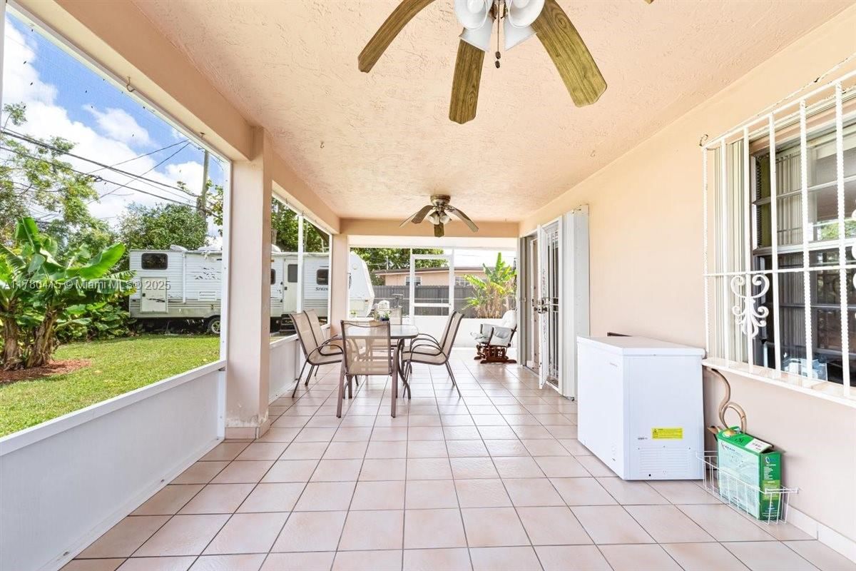 Real estate property located at 4155 98th Ave, Miami-dade, Fairlawn Ests 1st Addn, Miami, FL