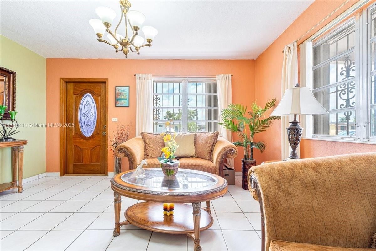 Real estate property located at 4155 98th Ave, Miami-dade, Fairlawn Ests 1st Addn, Miami, FL