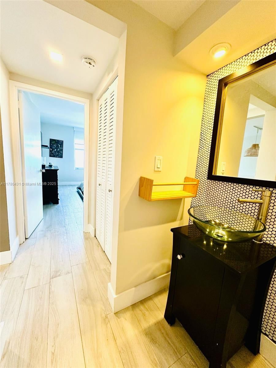 Real estate property located at 2899 Collins Ave #837, Miami-dade, Triton Tower Condo, Miami Beach, FL
