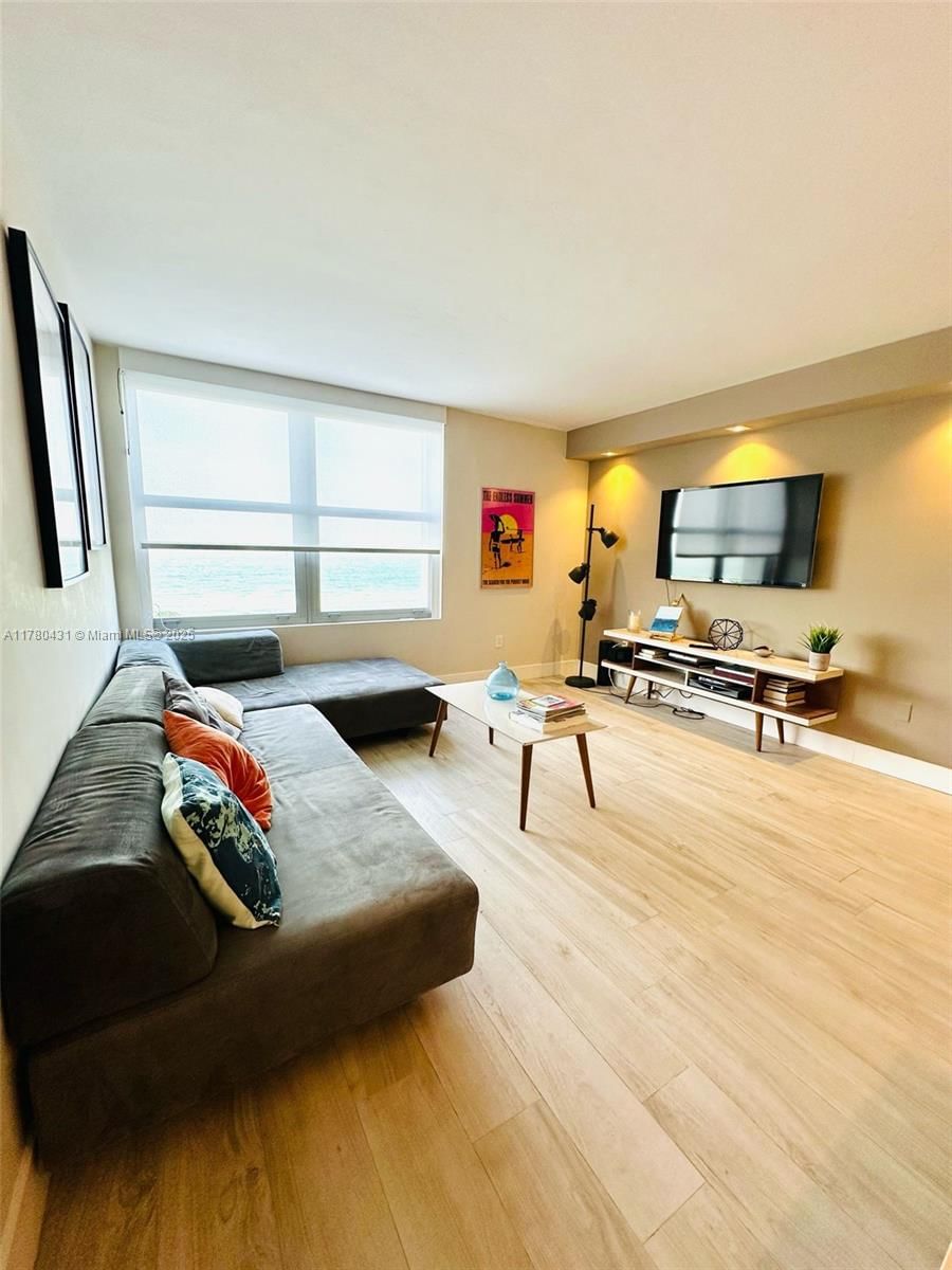 Real estate property located at 2899 Collins Ave #837, Miami-dade, Triton Tower Condo, Miami Beach, FL