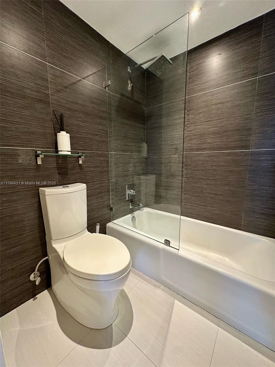 Real estate property located at 2899 Collins Ave #837, Miami-dade, Triton Tower Condo, Miami Beach, FL