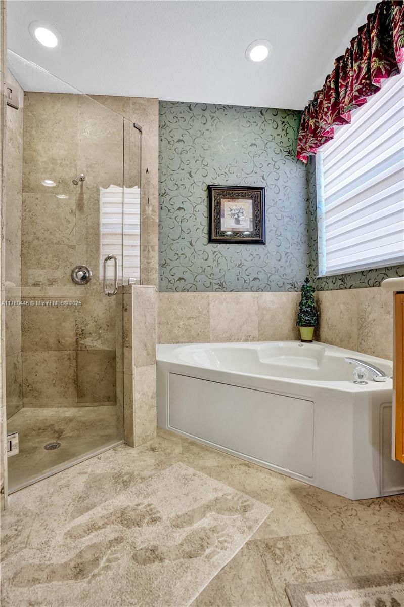 Real estate property located at 8246 Spyglass Dr, Palm Beach, Ironhorse Par C, West Palm Beach, FL