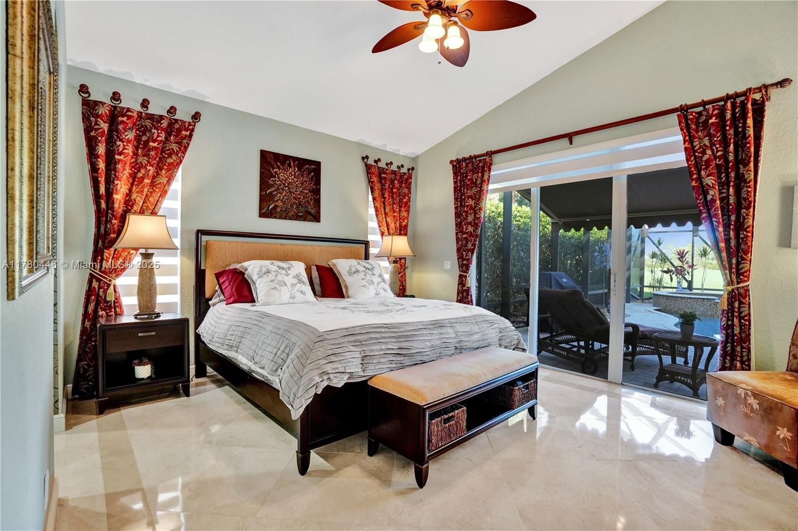 Real estate property located at 8246 Spyglass Dr, Palm Beach, Ironhorse Par C, West Palm Beach, FL