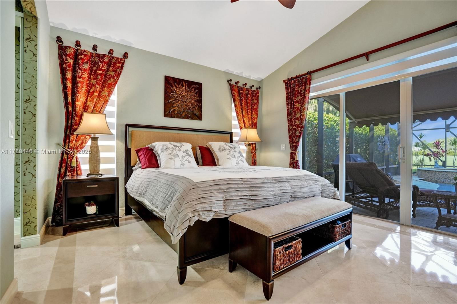 Real estate property located at 8246 Spyglass Dr, Palm Beach, Ironhorse Par C, West Palm Beach, FL
