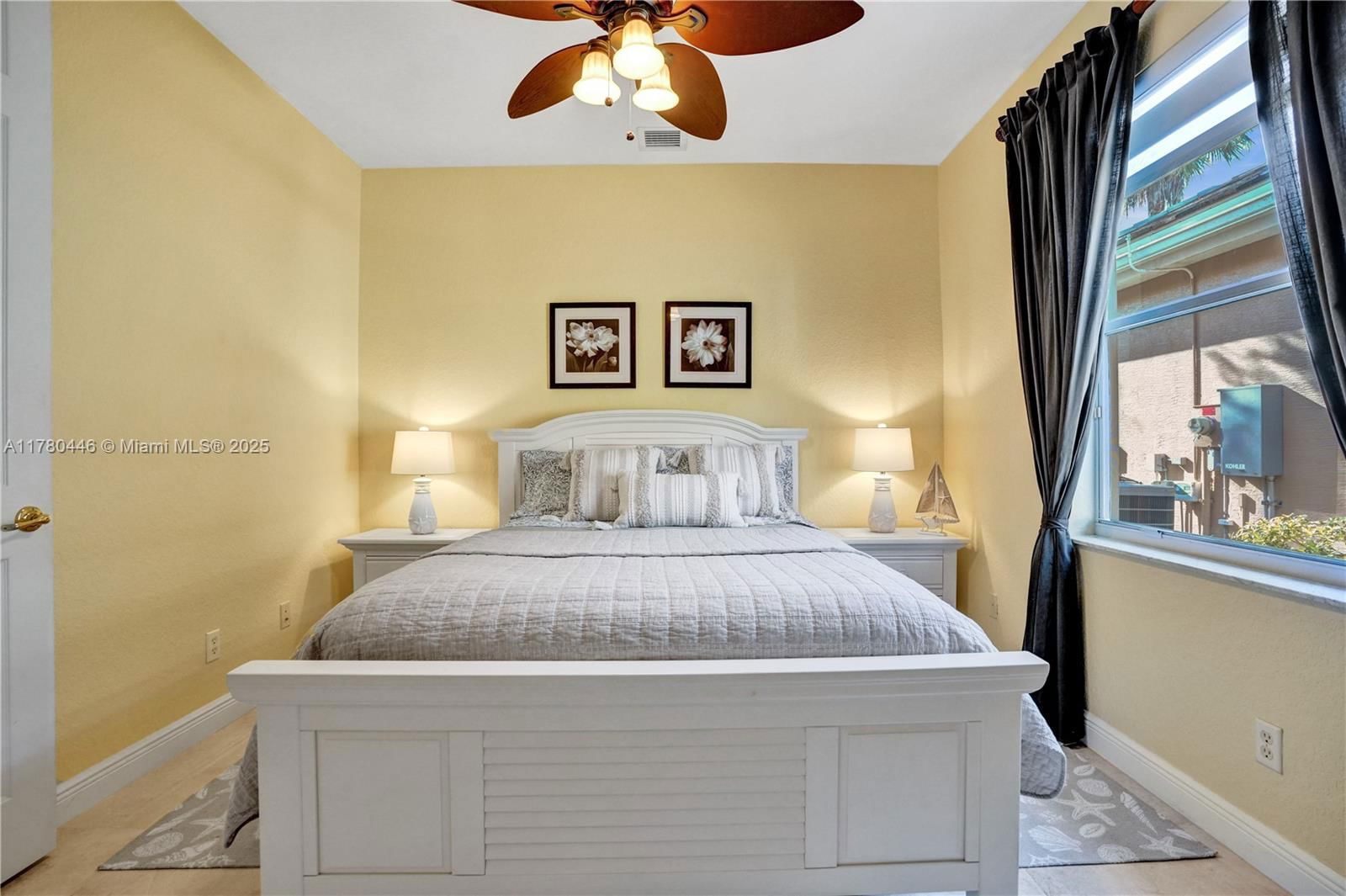 Real estate property located at 8246 Spyglass Dr, Palm Beach, Ironhorse Par C, West Palm Beach, FL