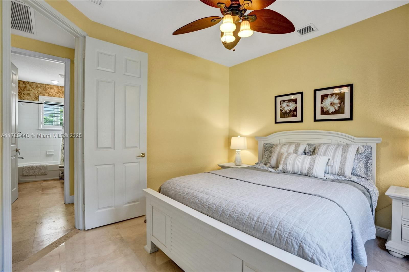 Real estate property located at 8246 Spyglass Dr, Palm Beach, Ironhorse Par C, West Palm Beach, FL