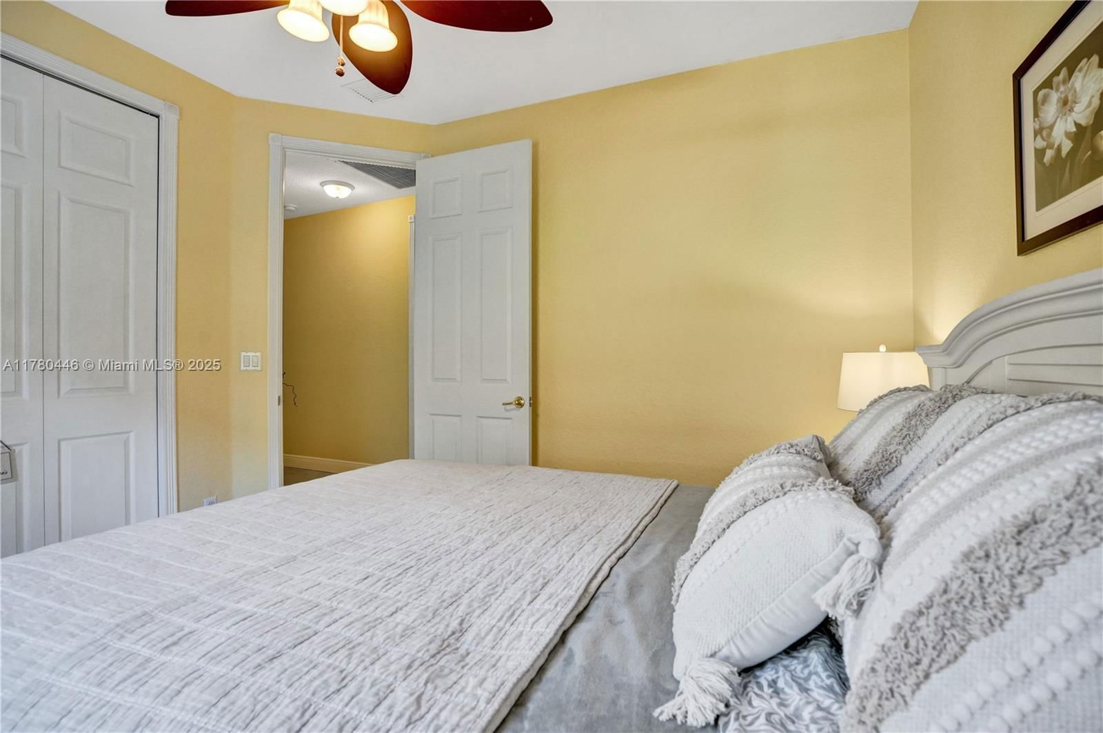 Real estate property located at 8246 Spyglass Dr, Palm Beach, Ironhorse Par C, West Palm Beach, FL