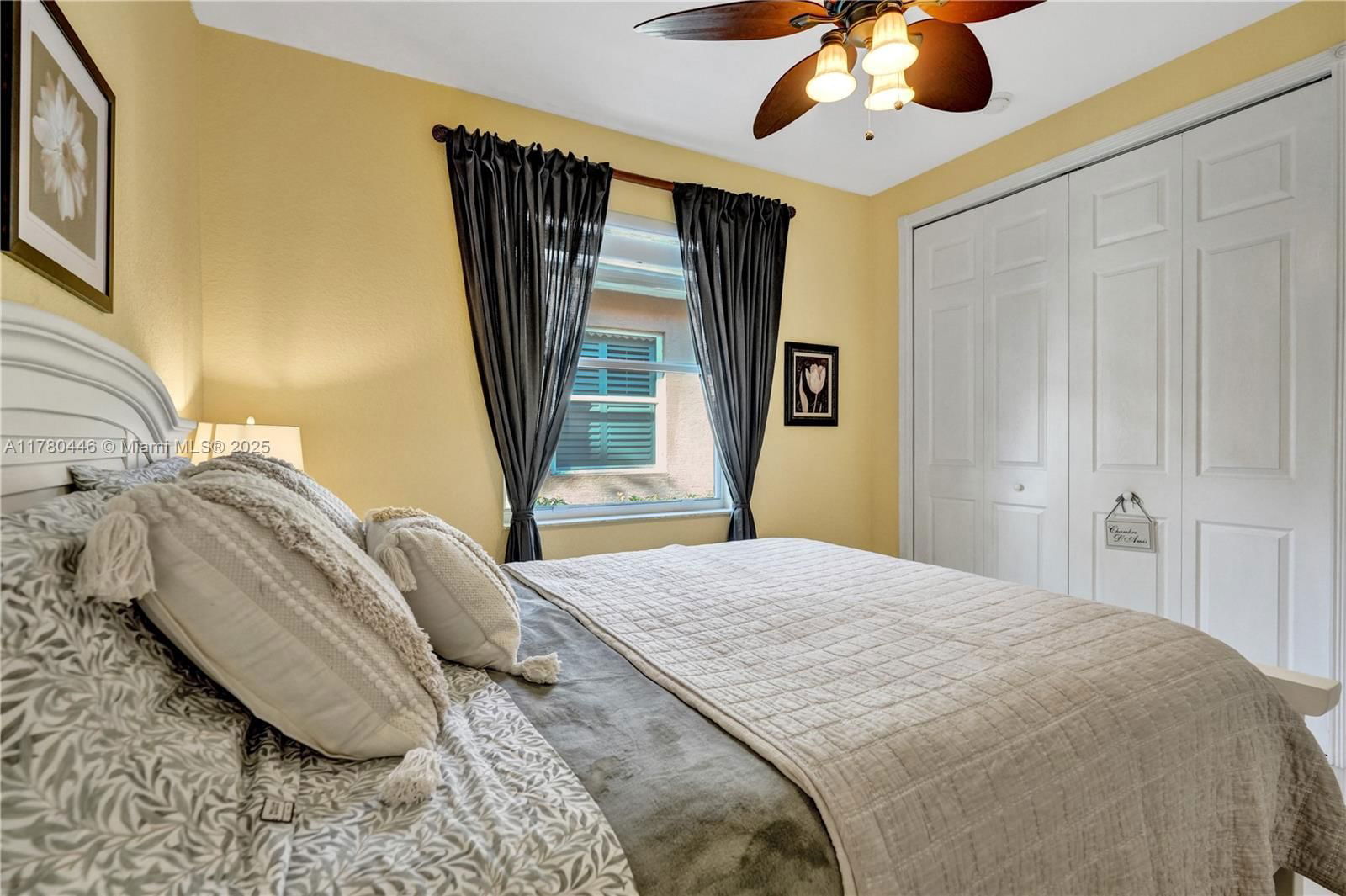 Real estate property located at 8246 Spyglass Dr, Palm Beach, Ironhorse Par C, West Palm Beach, FL