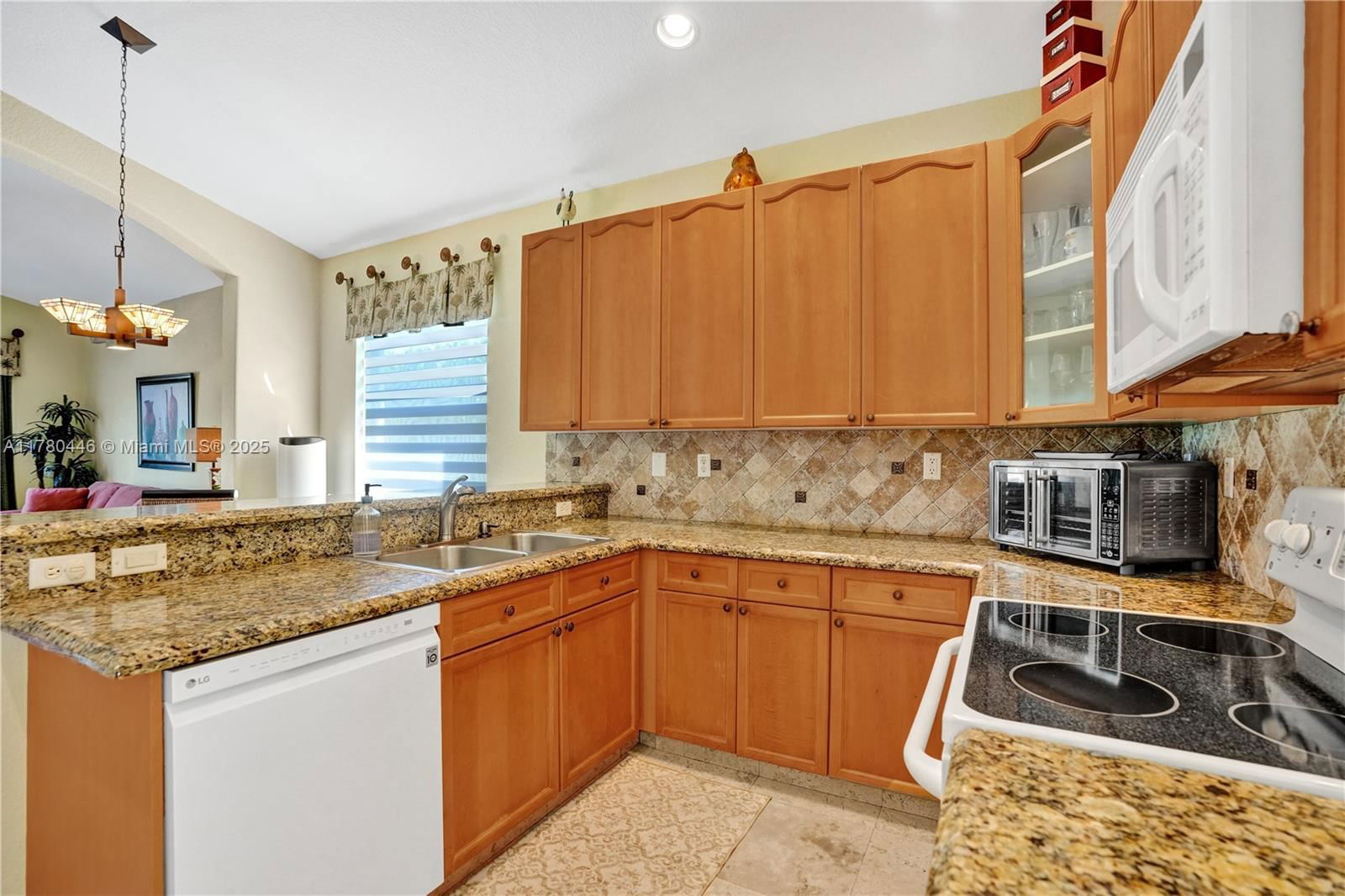 Real estate property located at 8246 Spyglass Dr, Palm Beach, Ironhorse Par C, West Palm Beach, FL
