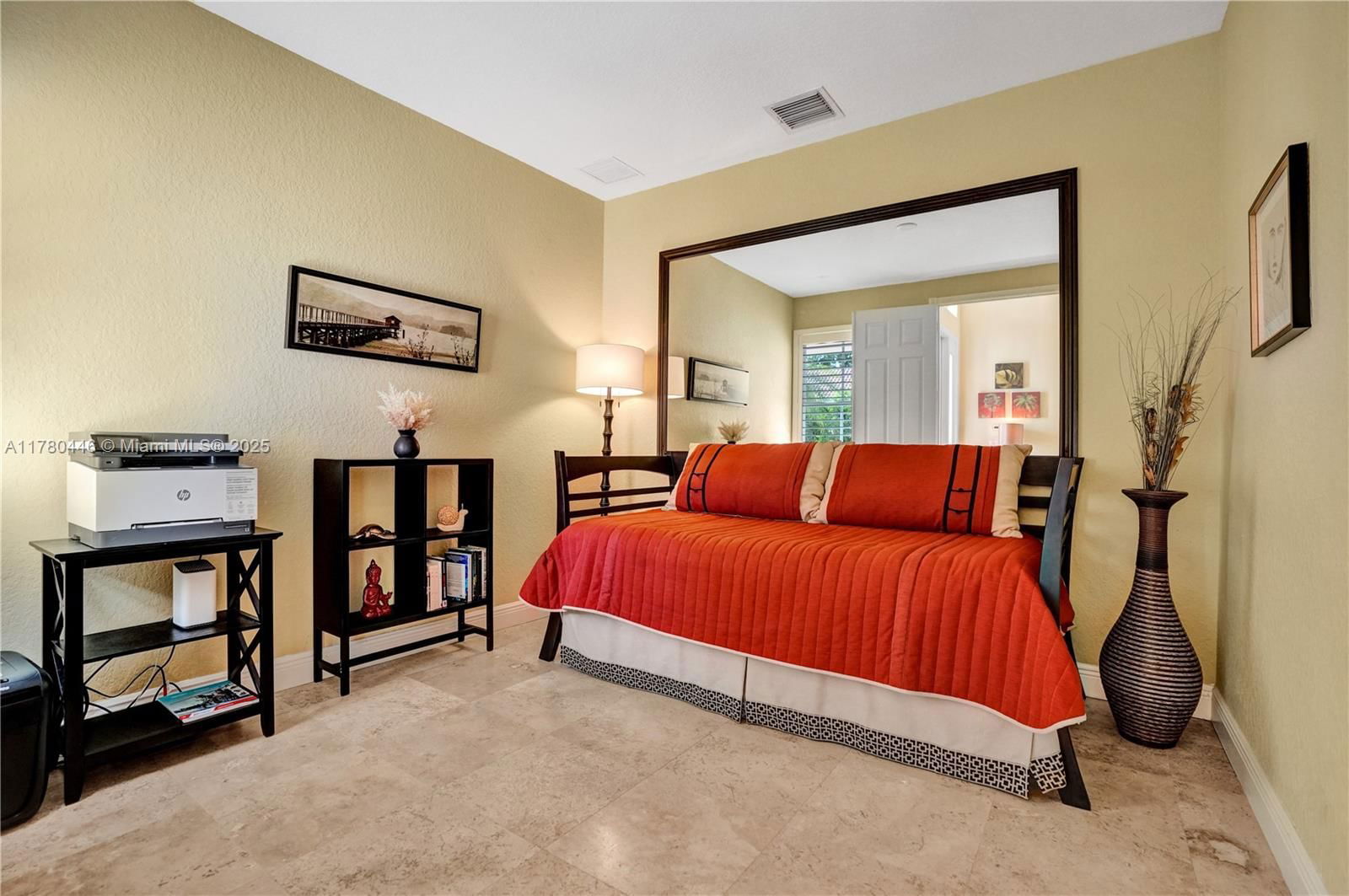 Real estate property located at 8246 Spyglass Dr, Palm Beach, Ironhorse Par C, West Palm Beach, FL