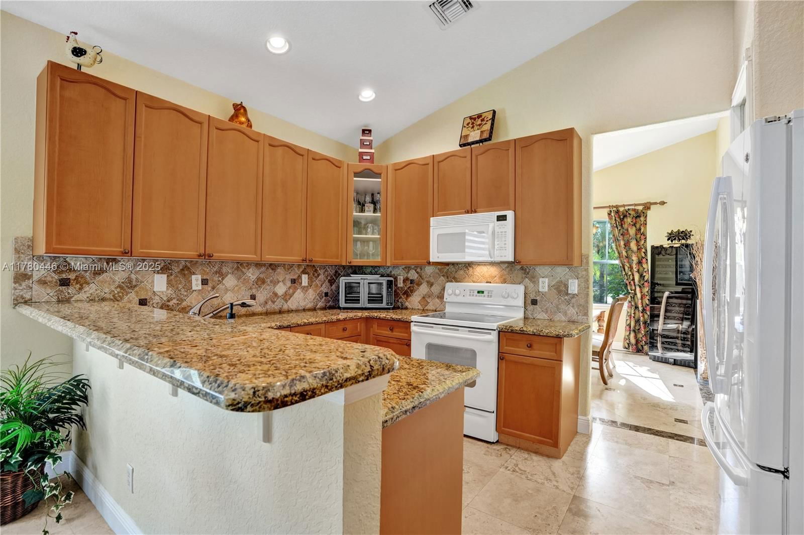 Real estate property located at 8246 Spyglass Dr, Palm Beach, Ironhorse Par C, West Palm Beach, FL