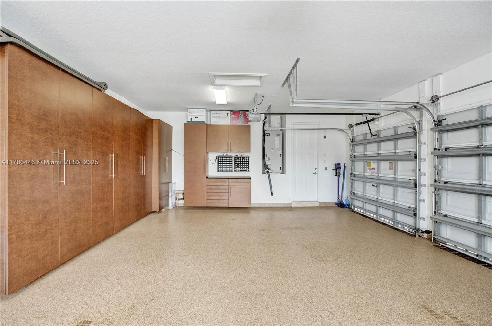 Real estate property located at 8246 Spyglass Dr, Palm Beach, Ironhorse Par C, West Palm Beach, FL
