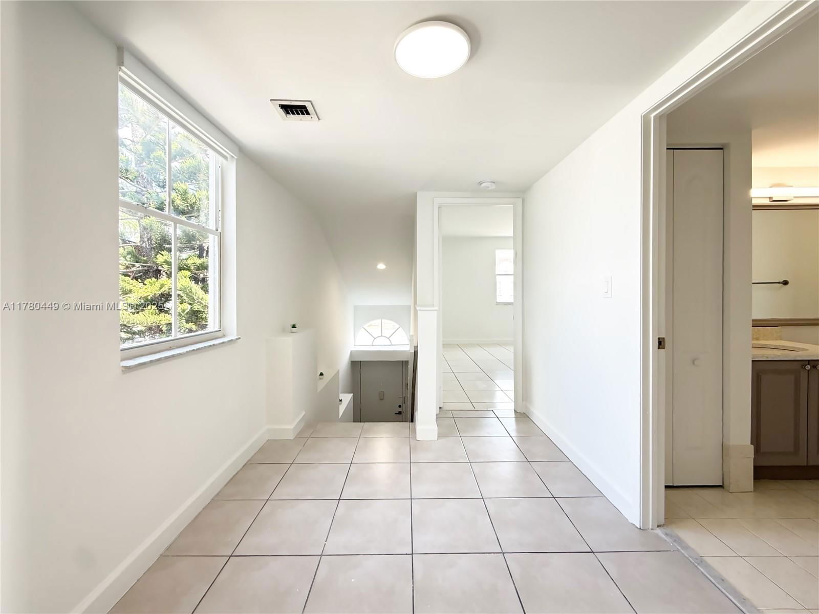 Real estate property located at 4756 97th Ct #79, Miami-dade, The Greens At Doral Condo, Doral, FL