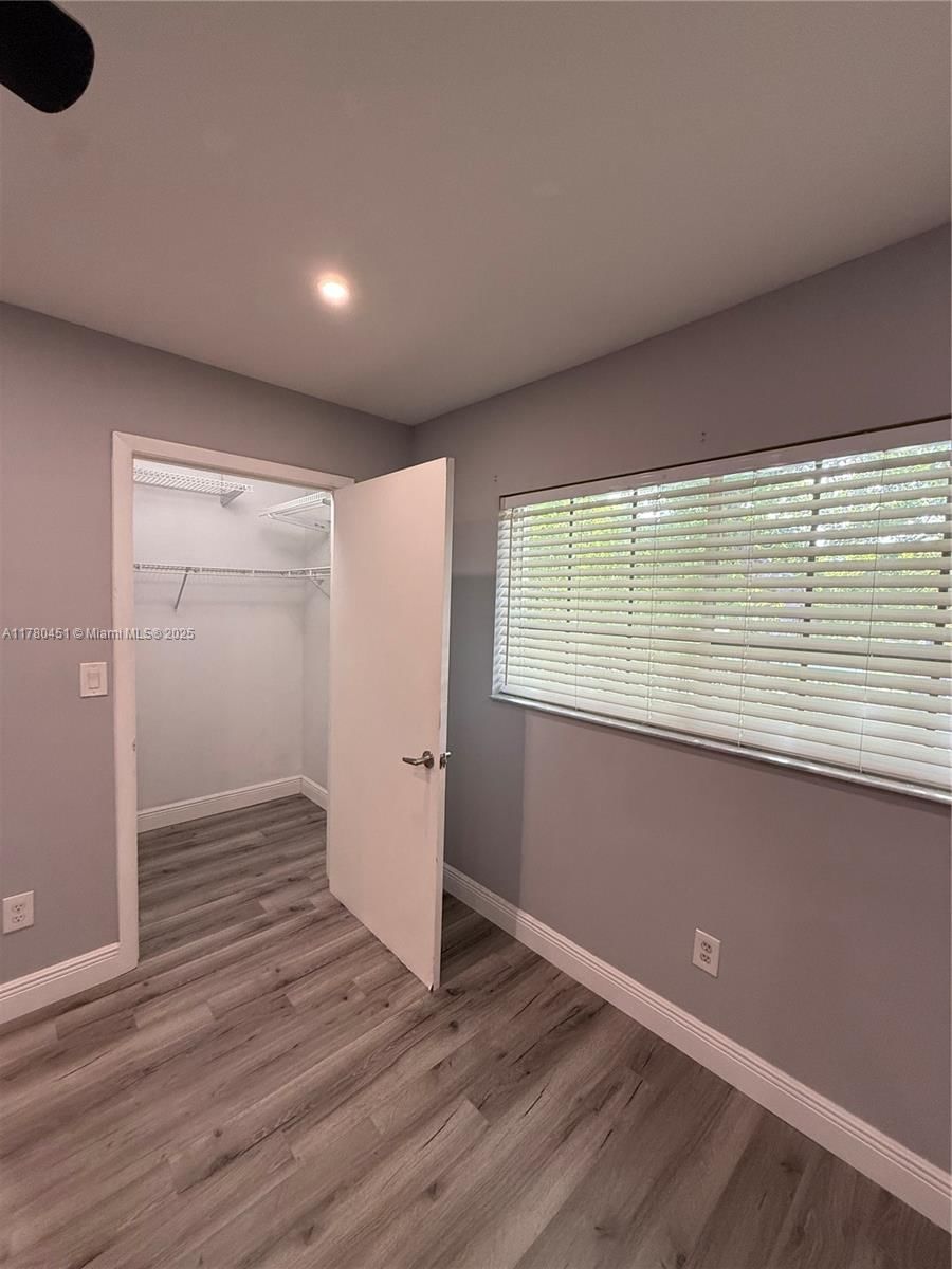 Real estate property located at 430 7th St #304E, Broward, Chateau De Ville Condo, Dania Beach, FL