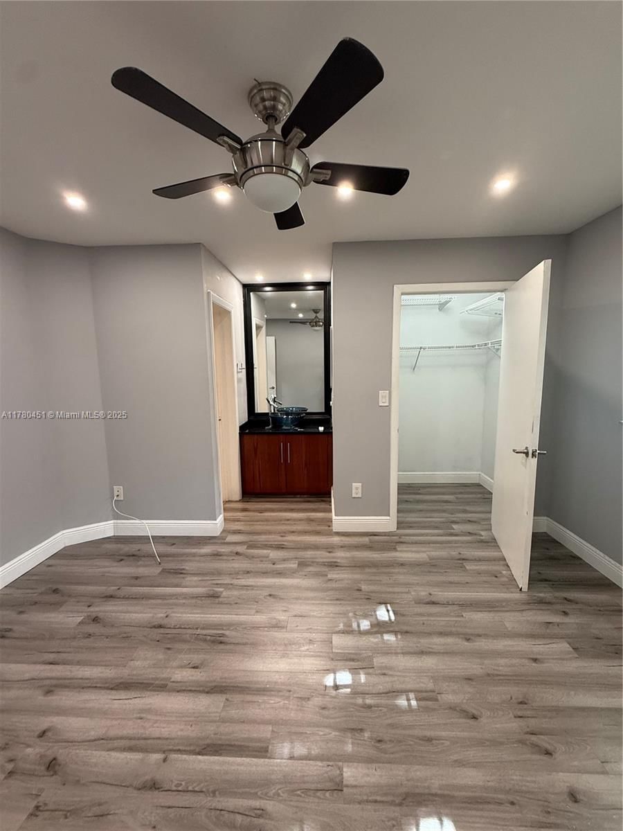Real estate property located at 430 7th St #304E, Broward, Chateau De Ville Condo, Dania Beach, FL
