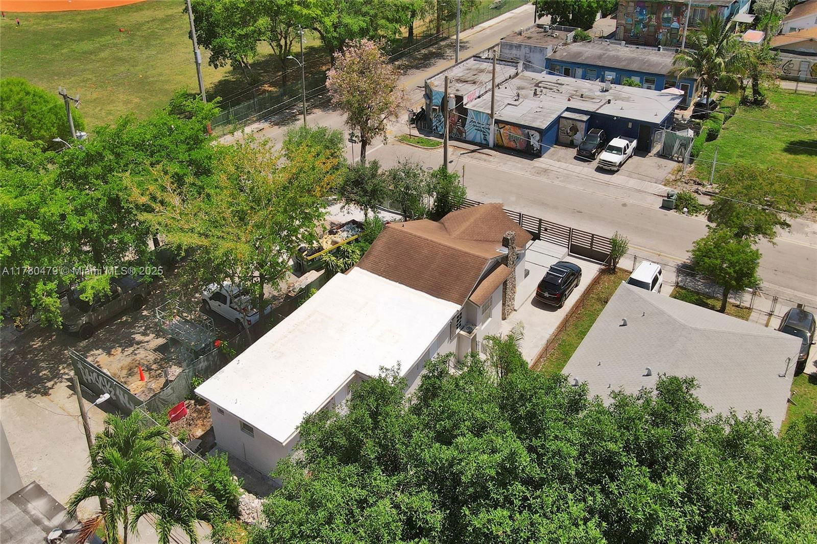 Real estate property located at 213 34th Ter, Miami-dade, Wynd Wood Park, Miami, FL