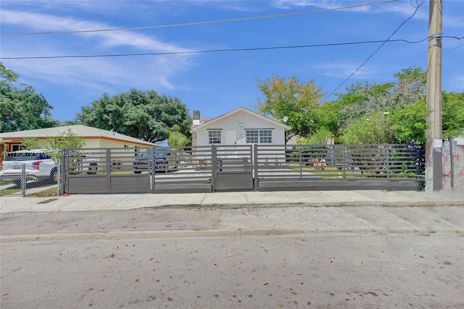 Real estate property located at 213 34th Ter, Miami-dade, Wynd Wood Park, Miami, FL