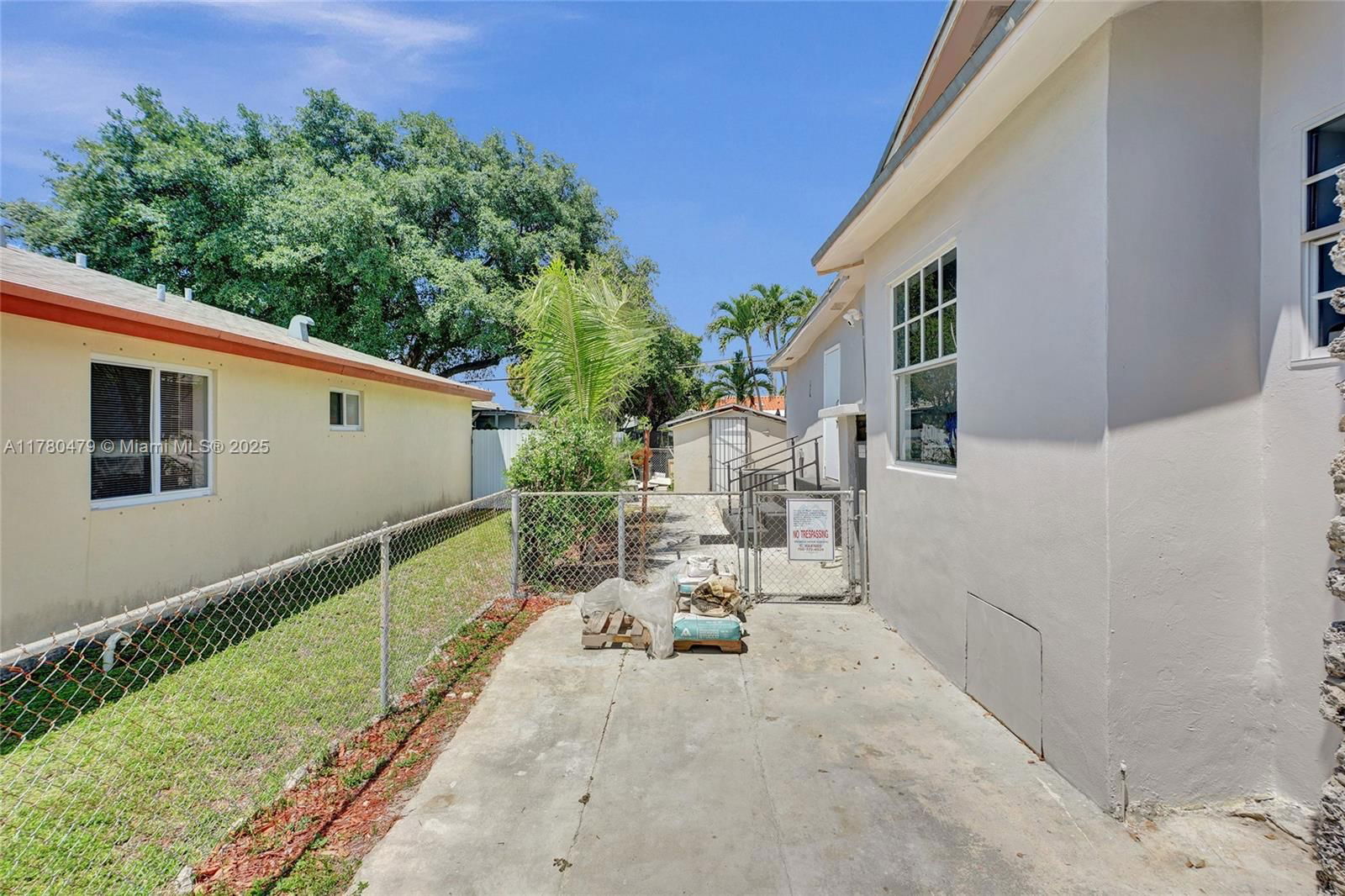 Real estate property located at 213 34th Ter, Miami-dade, Wynd Wood Park, Miami, FL