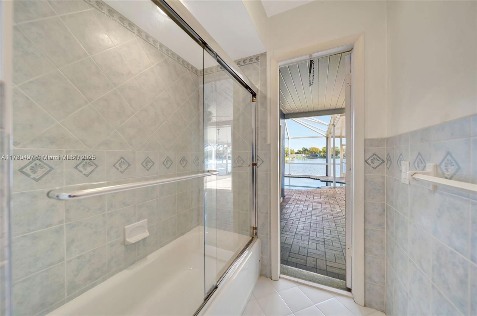 Real estate property located at 8411 19th St, Broward, Pasadena Lakes, Pembroke Pines, FL