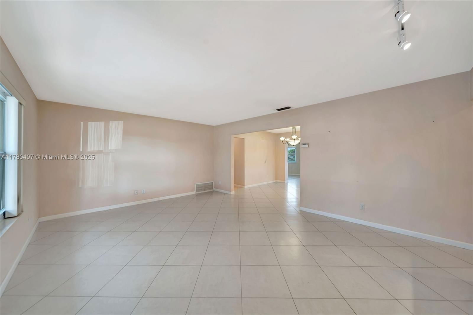 Real estate property located at 8411 19th St, Broward, Pasadena Lakes, Pembroke Pines, FL